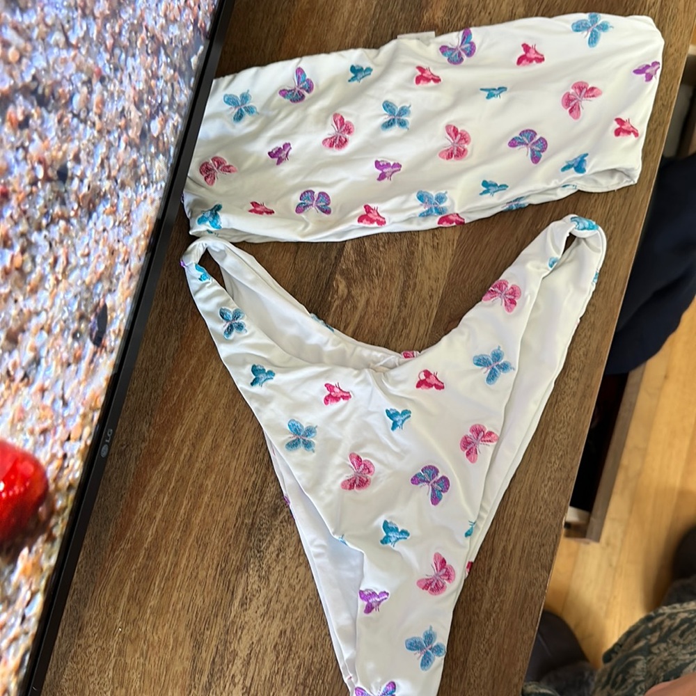 L space embroidered butterfly swimsuit worn once